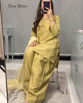 Gold “ Raw silk”